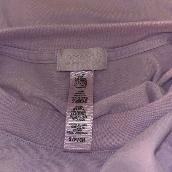 Skims Set - Boyfriend Long Sleeve Tshirt & Loose Pants in LILAC - Large - Picture 12 of 16